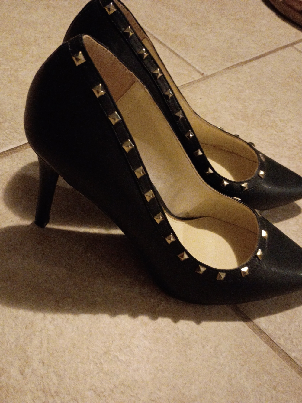 Jessica Simpson Black Pointed-Toe Studded Pumps